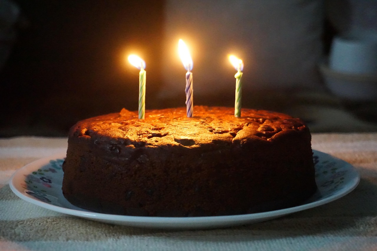 Whimsical & Seasonal Cakes
