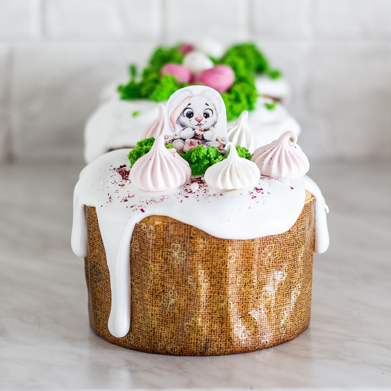 Easter & Bunny-Themed Cakes